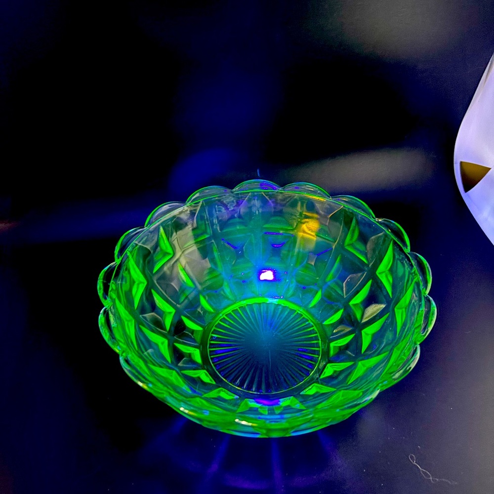 Uranium glass bowl